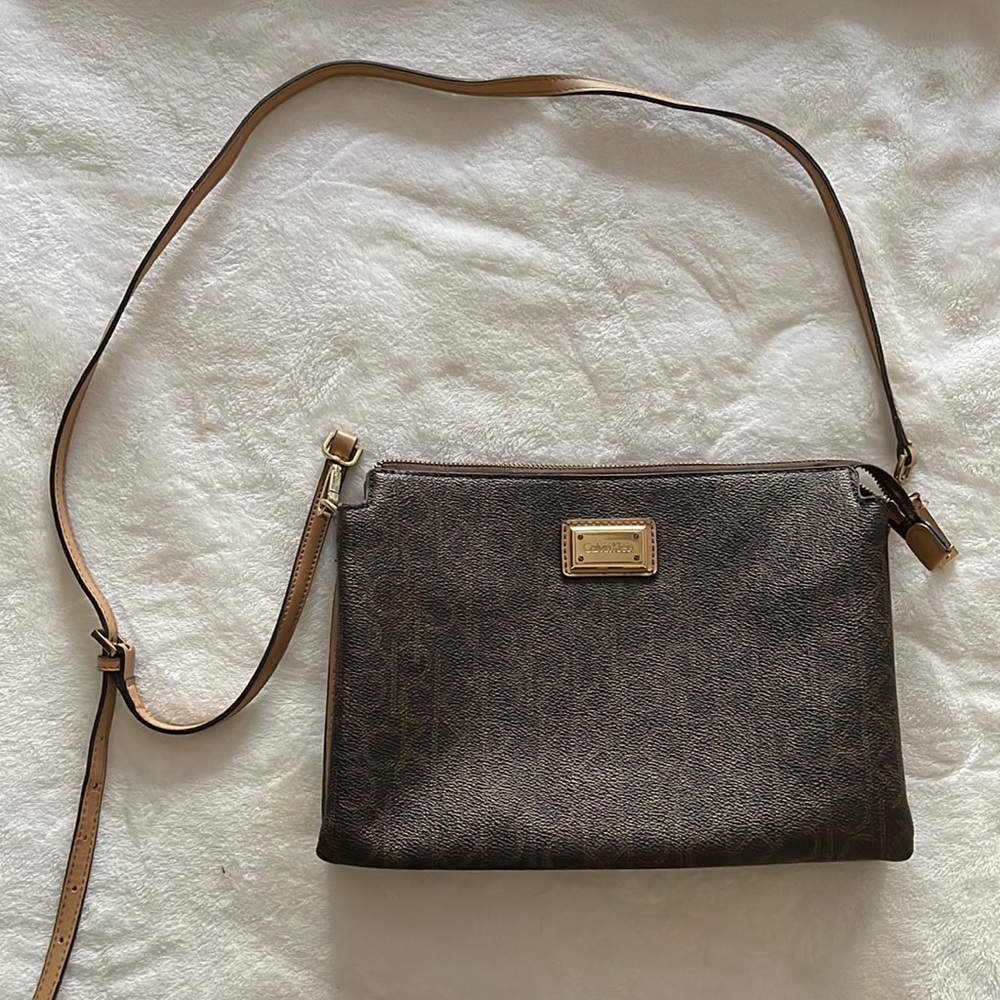 SOLD Calvin Klein crossbody purse